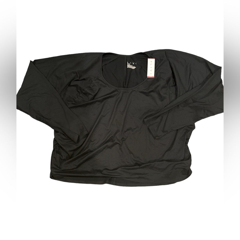 NWT LIVI long sleeve
